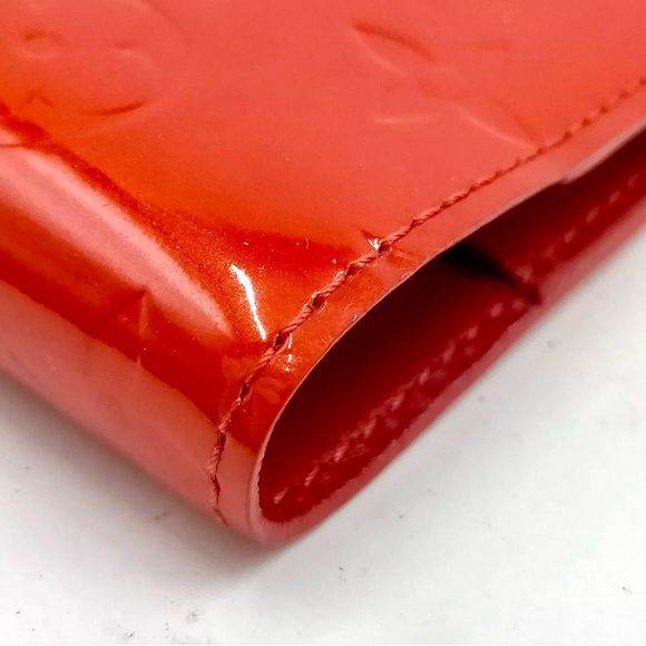 Louis Vuitton 6-ring Small Agenda Cover in Red Vernis - Picture 5 of 14